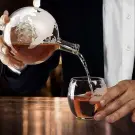 Glob Pământesc pentru Whiskey cu Set de Pahare și Accesorii