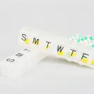 Organizator pentru Medicamente 7 Zile – Plastic Transparent, Compartimente Săptămânale